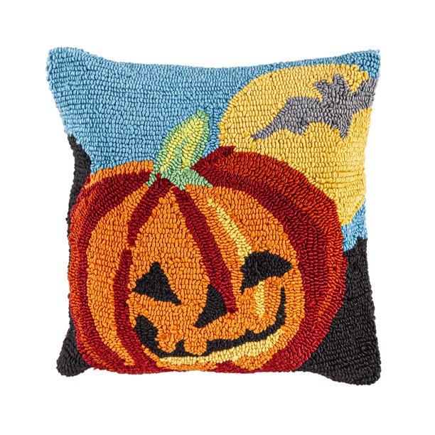 Indoor/Outdoor Rugs, Pillows & Other Decor – D & D Collectibles in ...